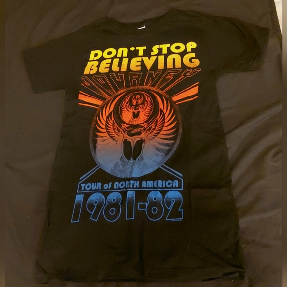 2/$35 Journey band t shirt - Picture 1 of 1